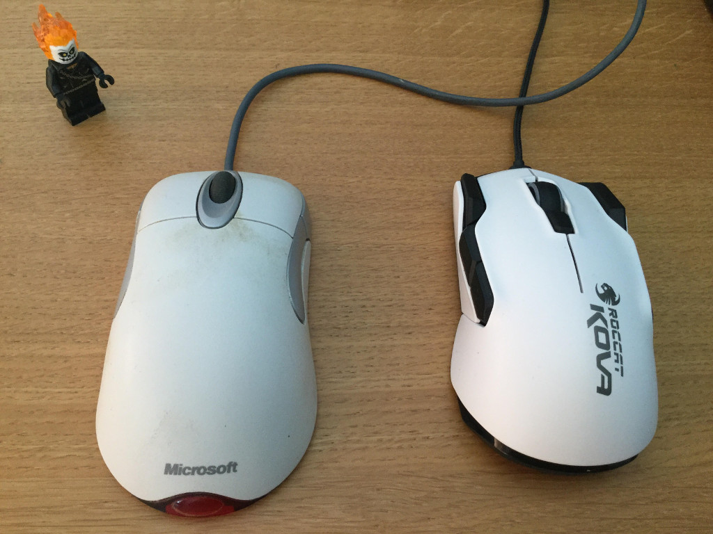 Photo of a Intellimouse and a Roccat Kova